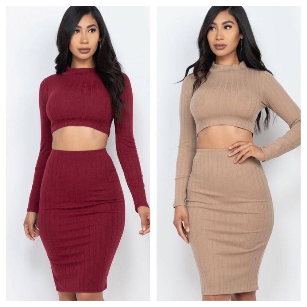 🆕↙️ Cropped top and midi skirt set